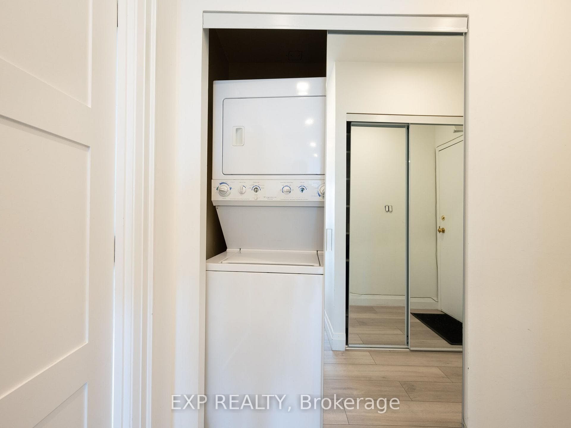 36 James Street Unit 1101 photo 37