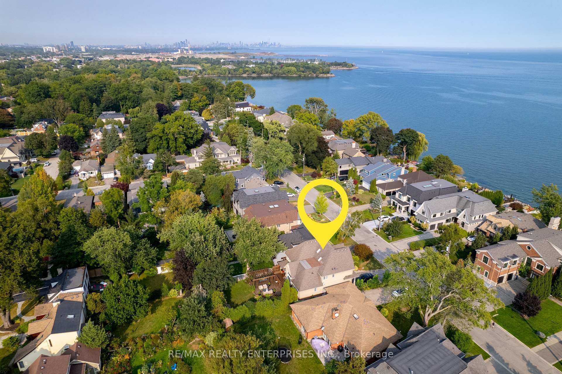 93 Cumberland Drive photo 16