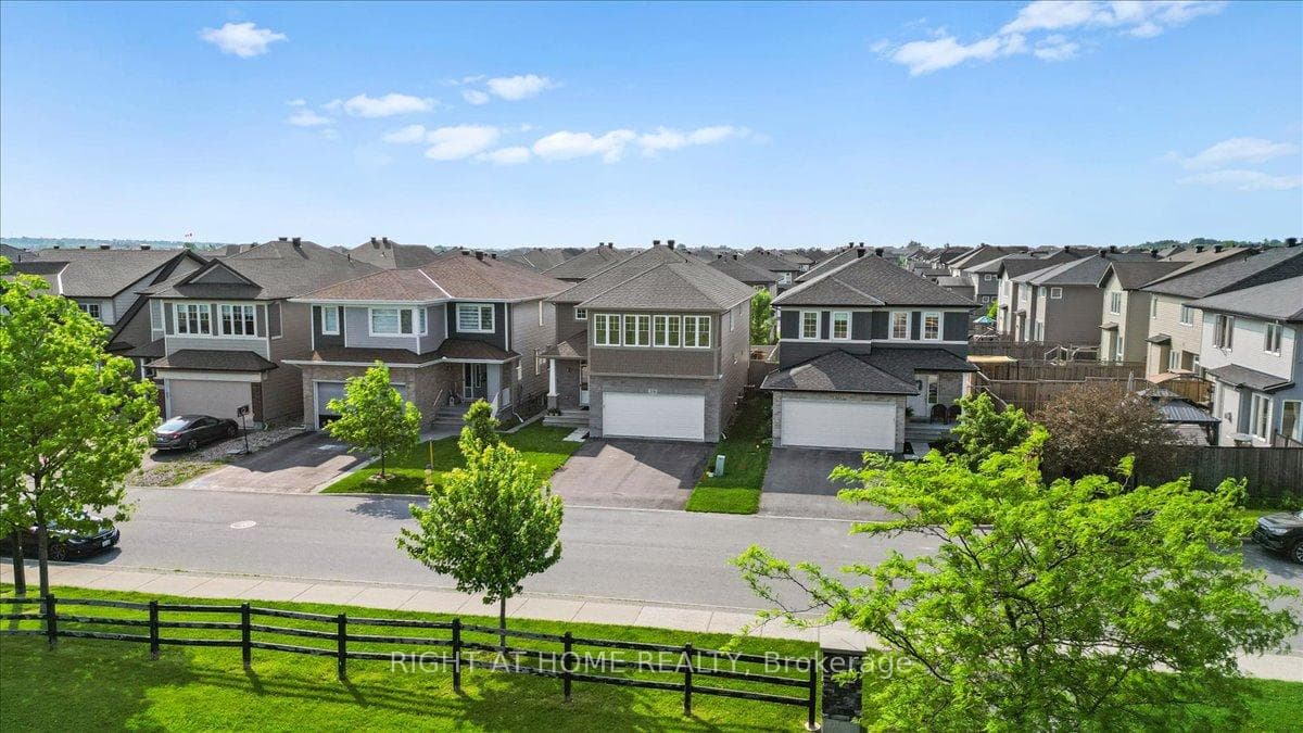 319 Oxer Place photo 38