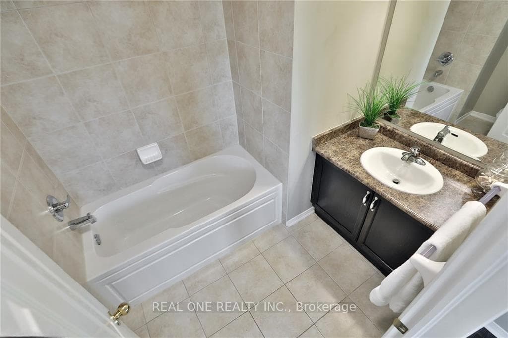 70 Mcknight Avenue photo 22