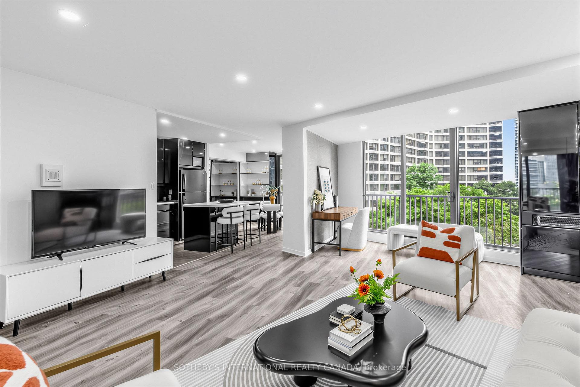 33 Harbour Square Unit 1008 photo 8