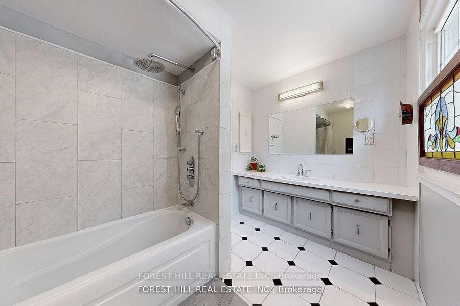 20 Thurgate Crescent photo 28
