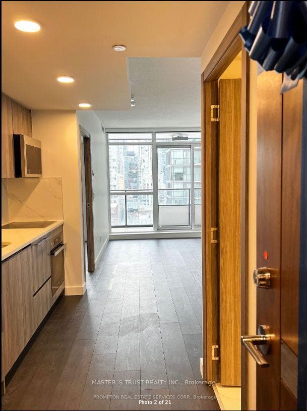 38 Widmer Street Unit 1805 photo 3
