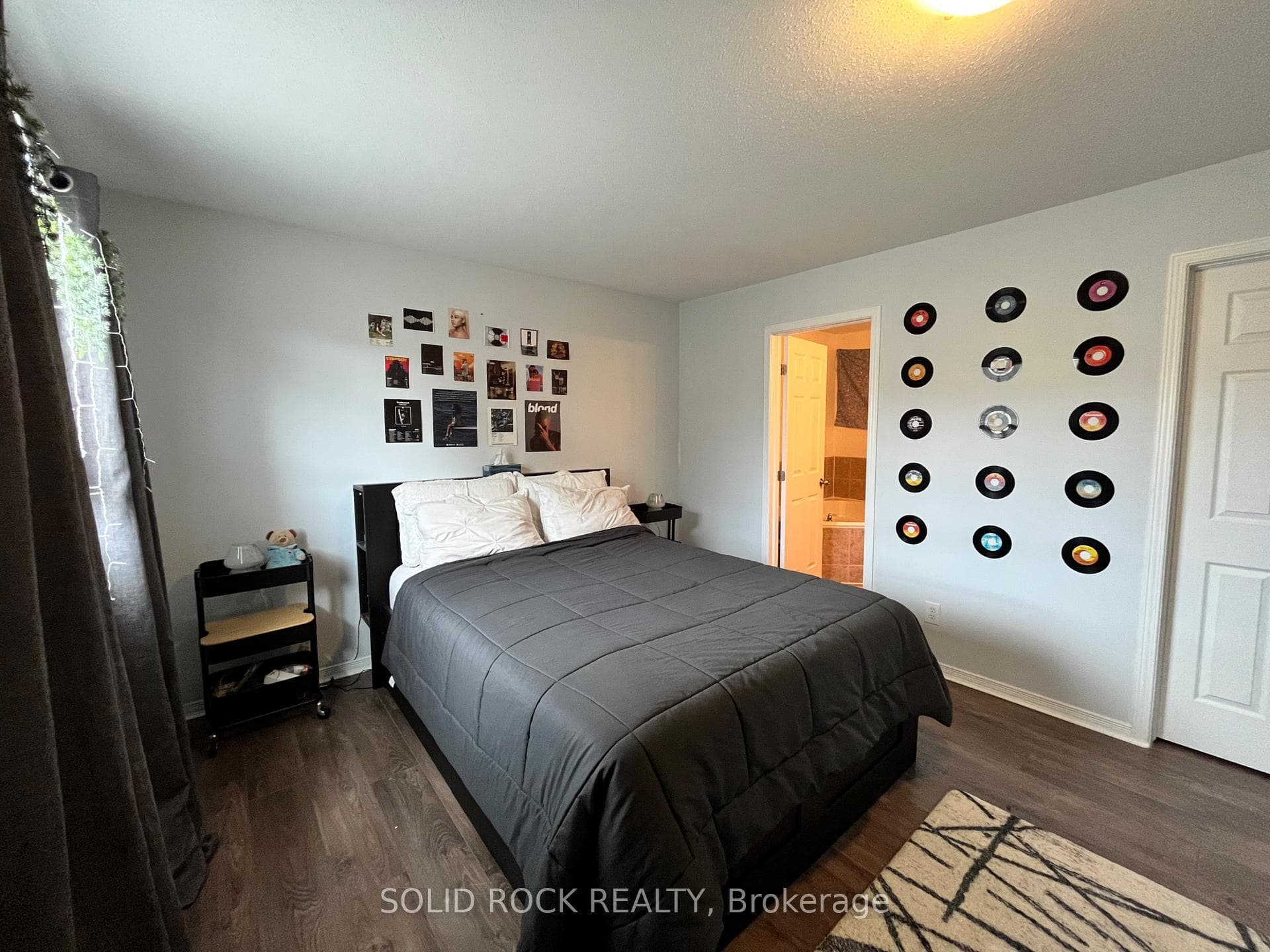409 Amar Lane photo 14