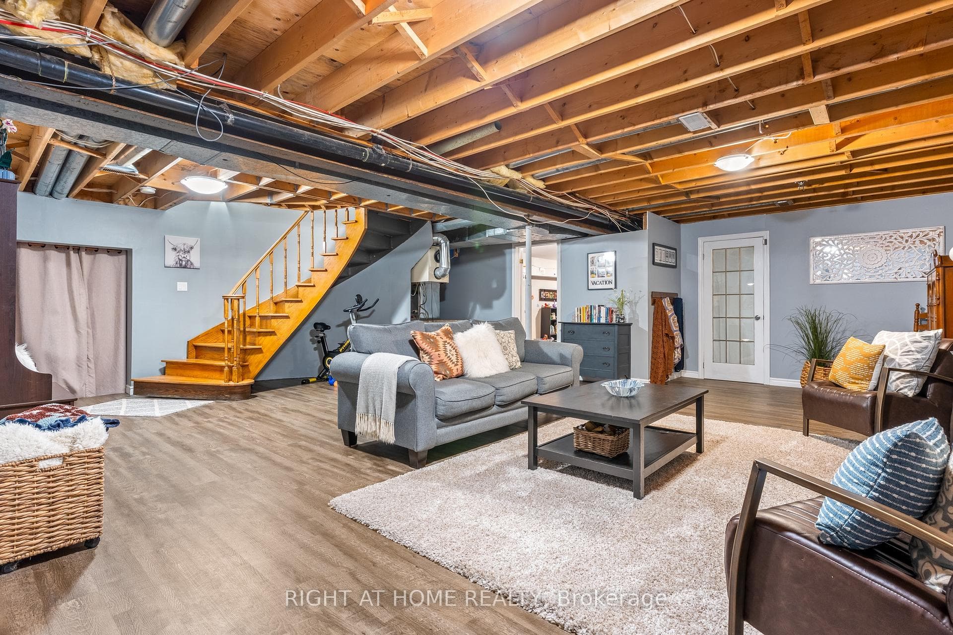 2255 Douglas Avenue photo 32