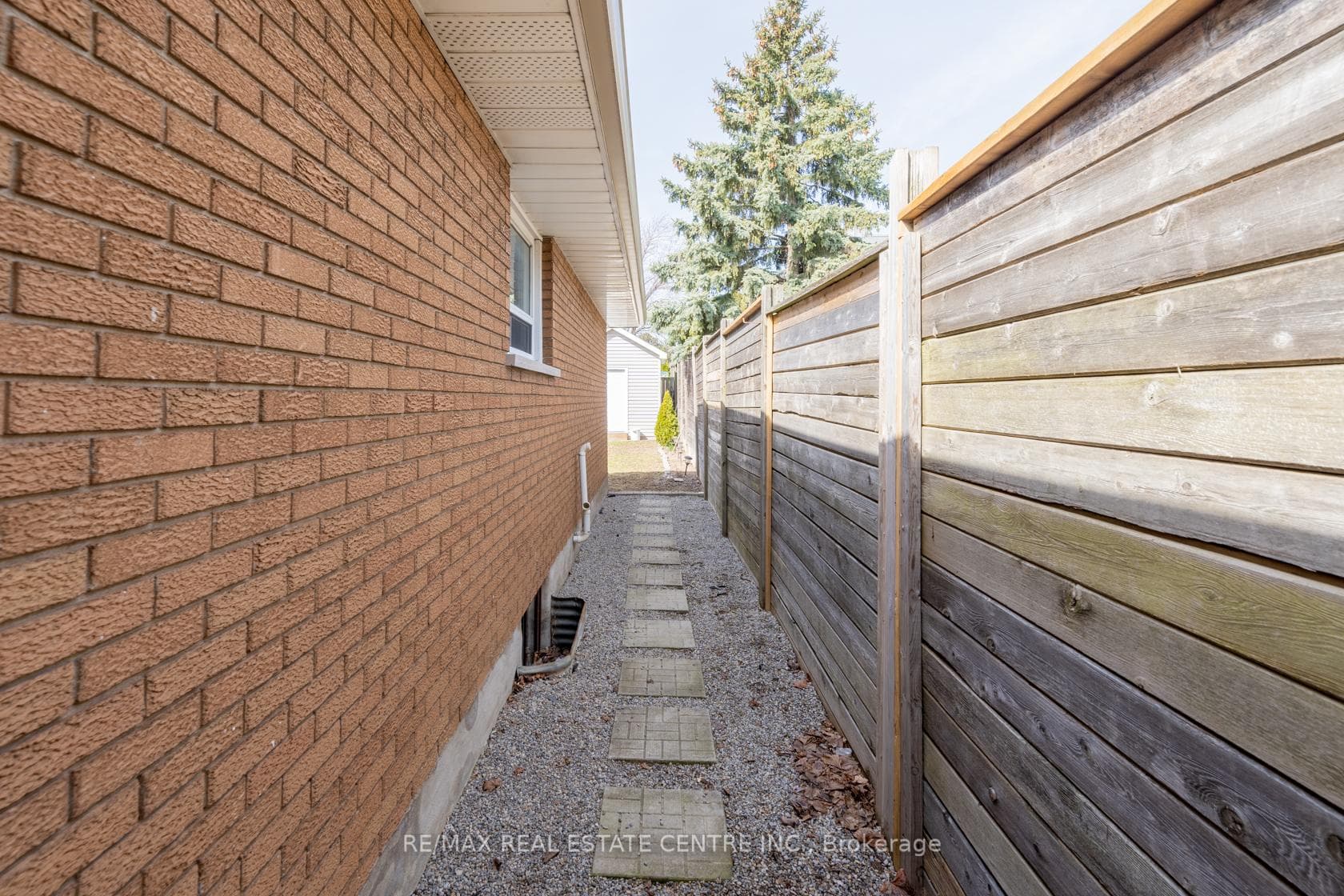 2 Bellingham Drive Unit 2 photo 21