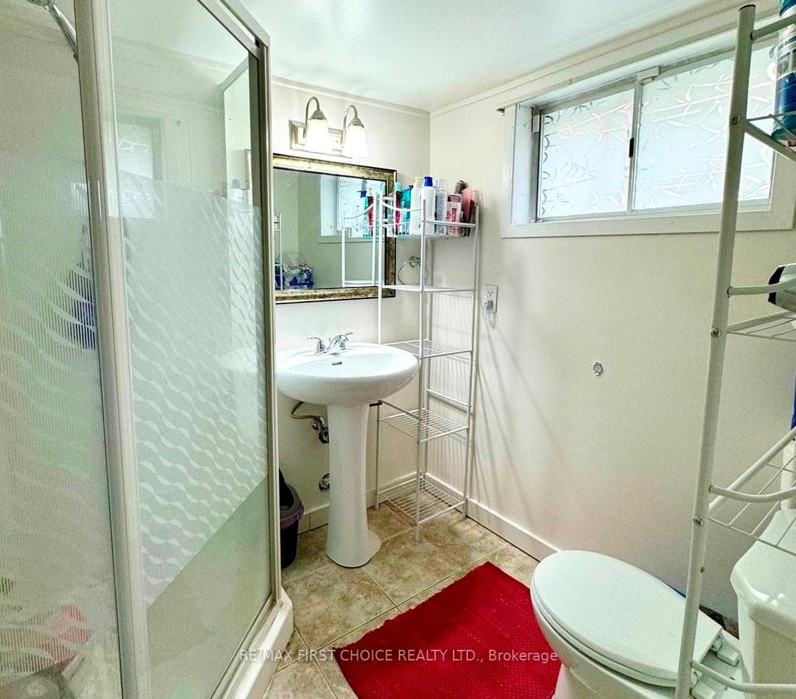 264 Amelia Street photo 19