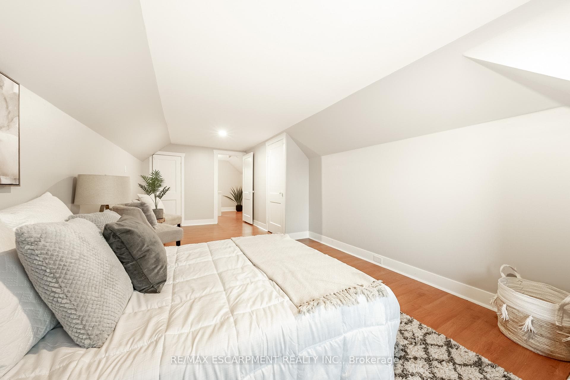 16 Tragina Avenue photo 28