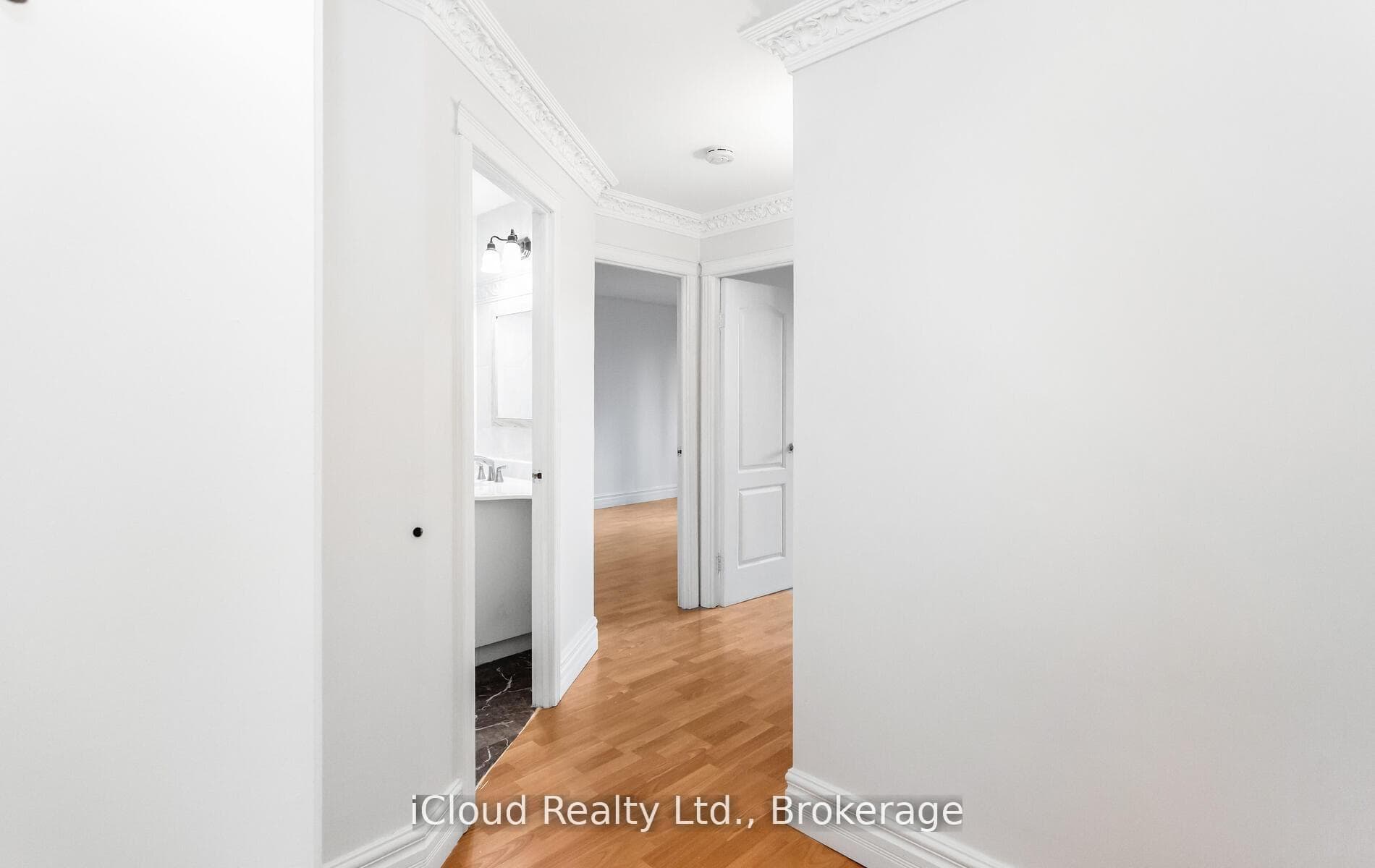 33 Harbour Square Unit 837 photo 20