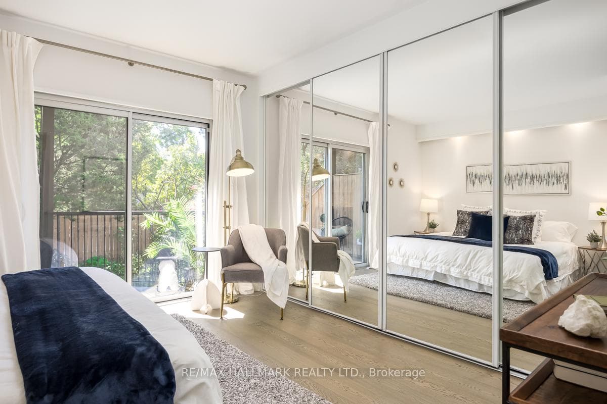 49 Harcourt Avenue photo 8