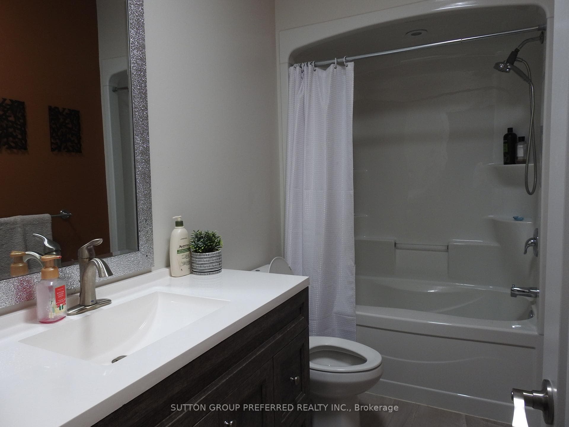 51 William Street photo 15