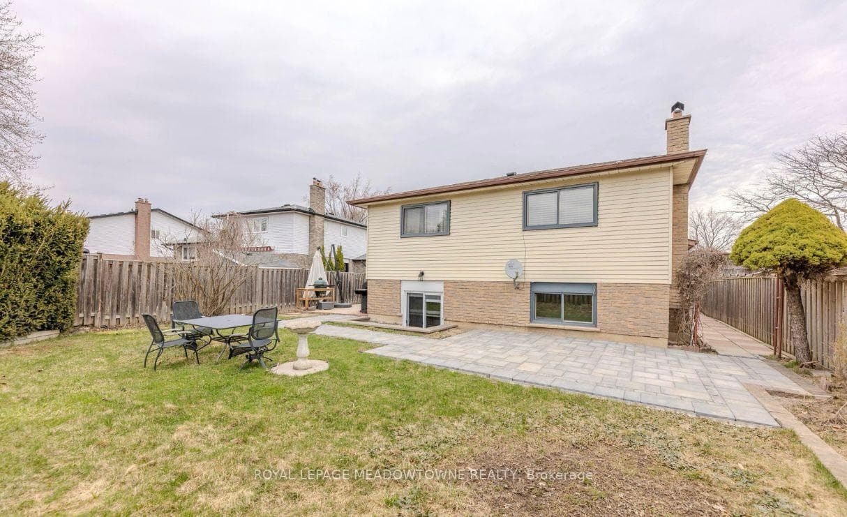 468 Gowland Crescent Unit BSMT photo 29