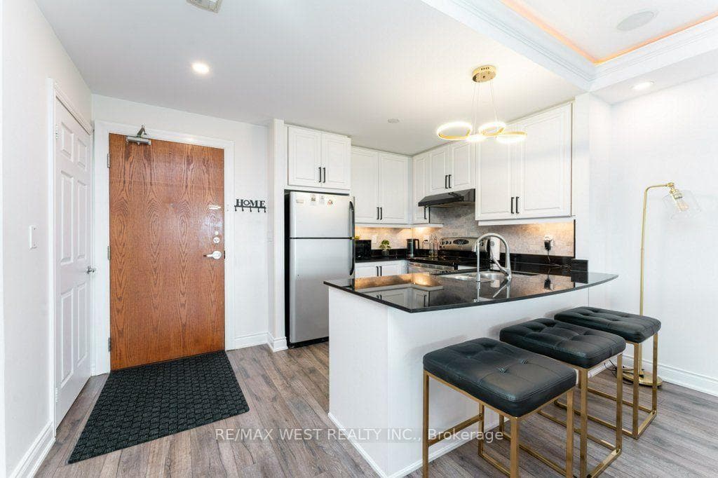 4620 Highway 7 Avenue Unit PH 413 photo 10