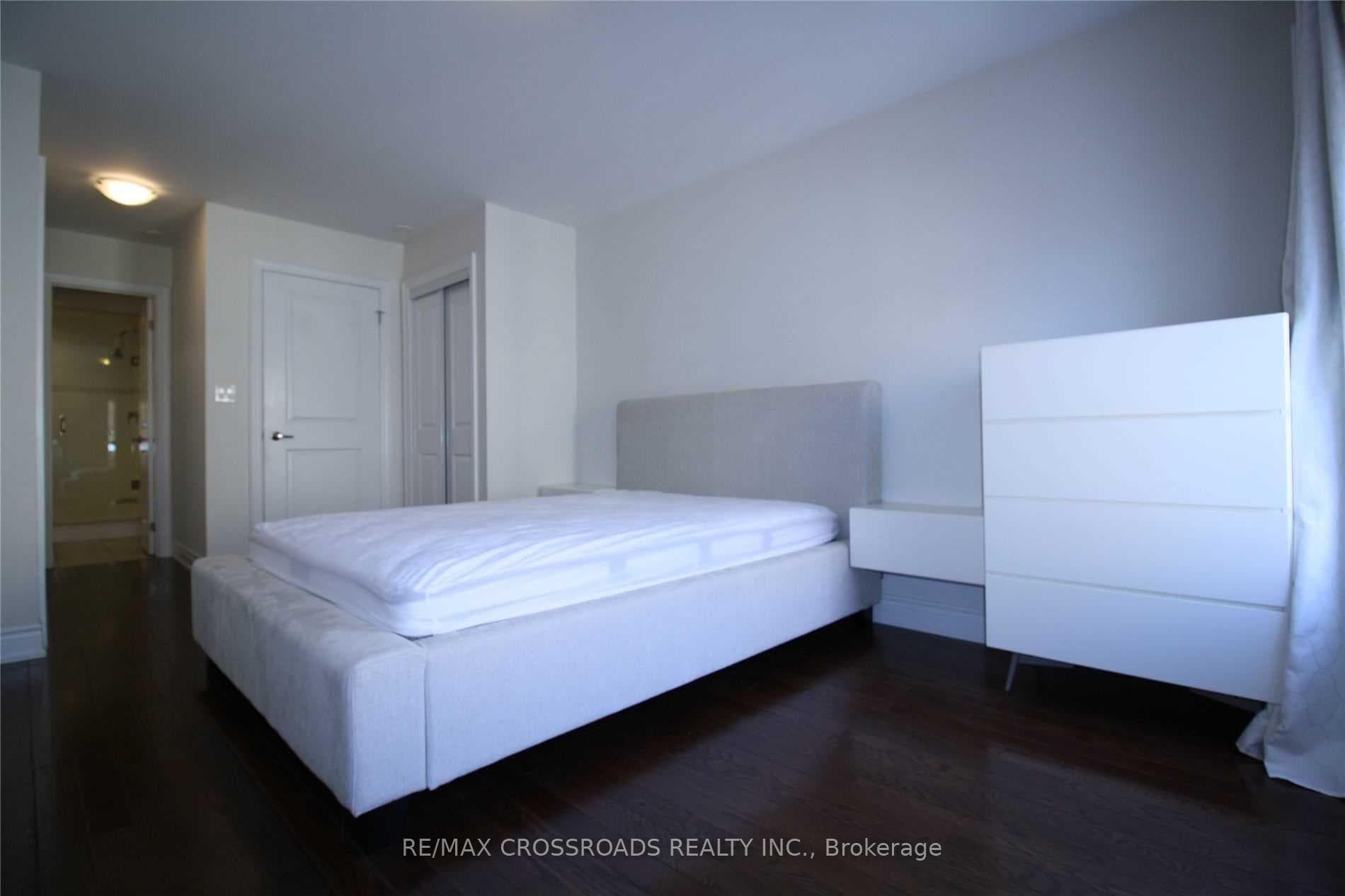 20 Hargrave Lane Unit 12 photo 14