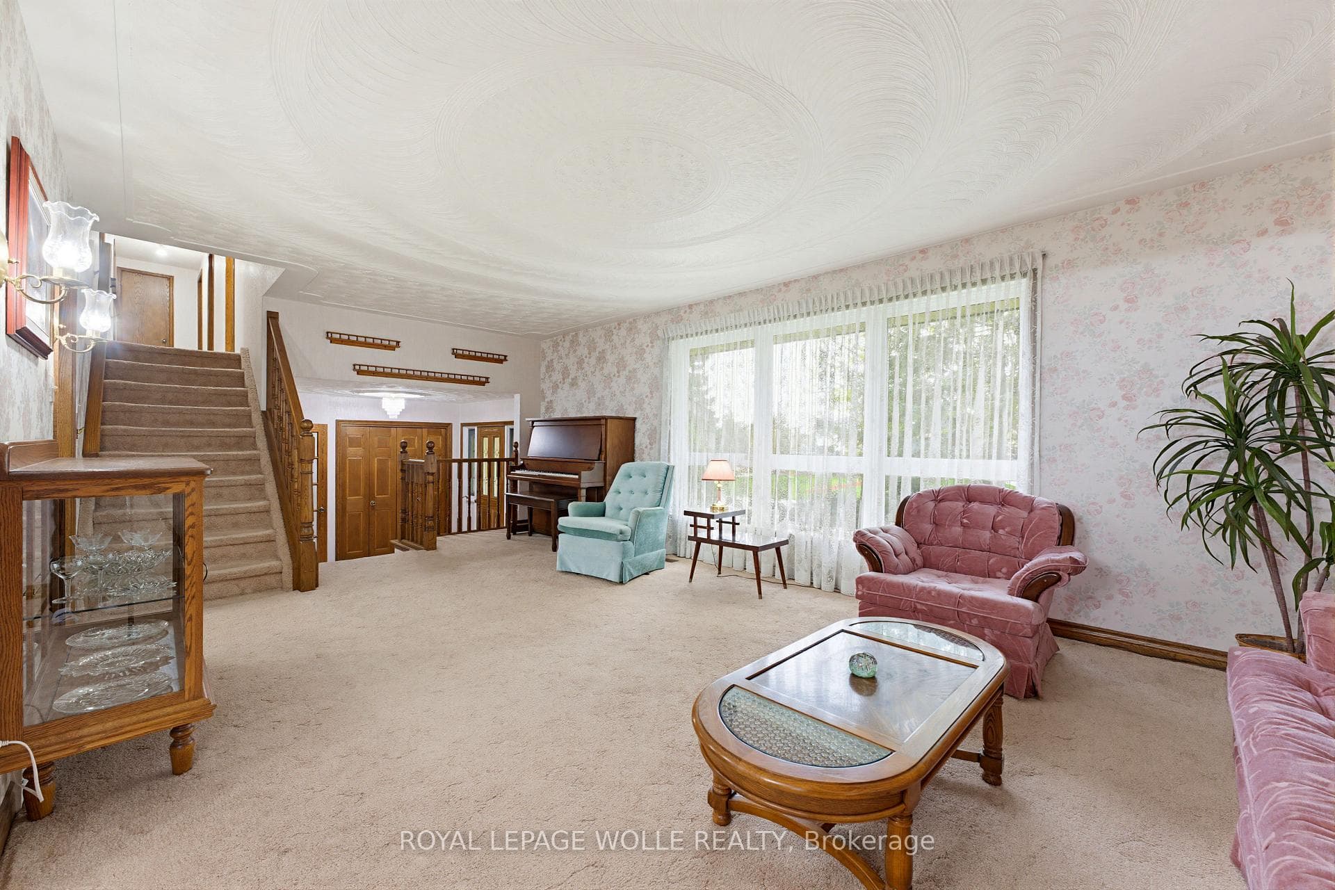 64 Hilltop Court photo 8