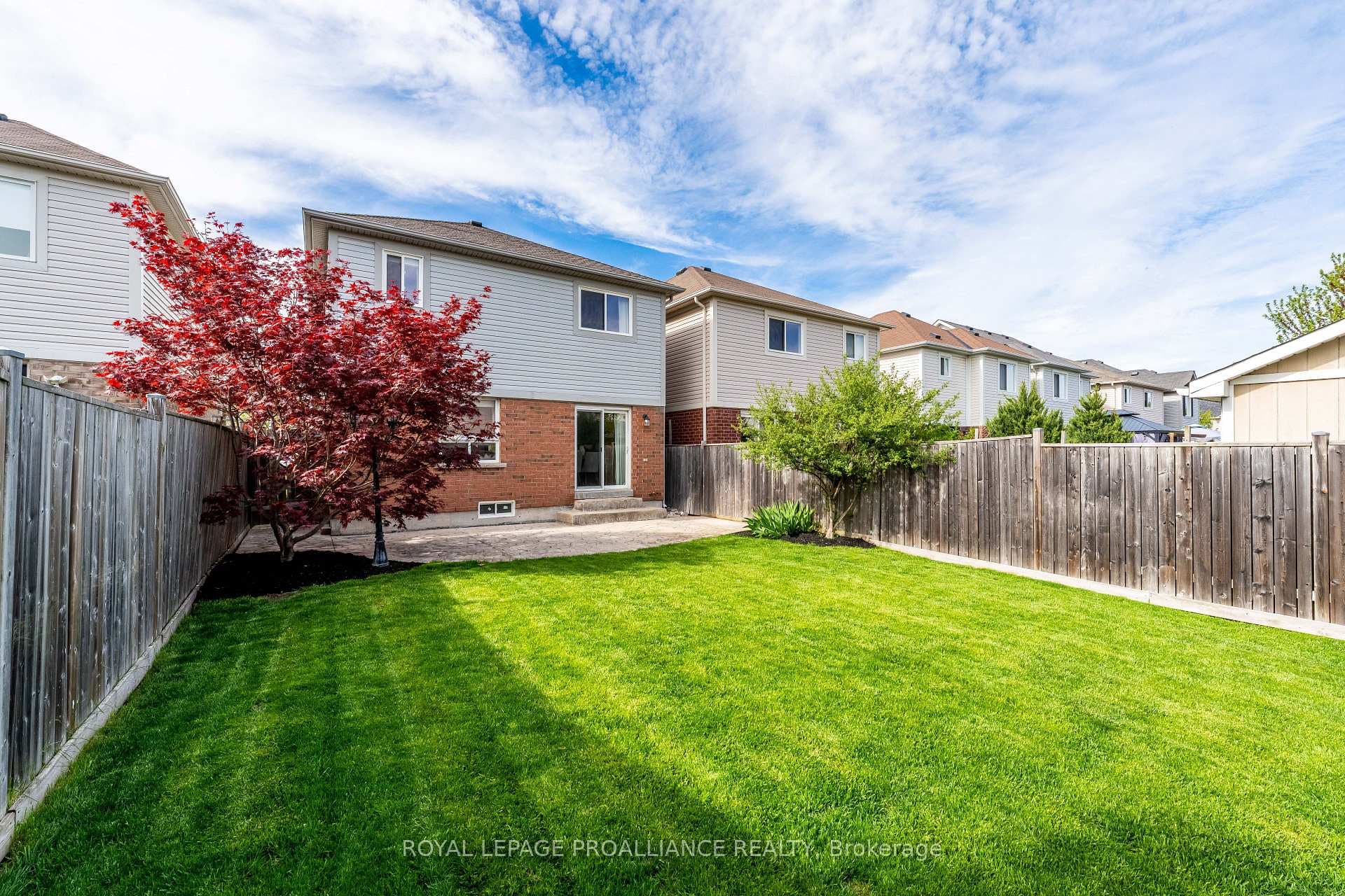 23 Courvier Crescent photo 7