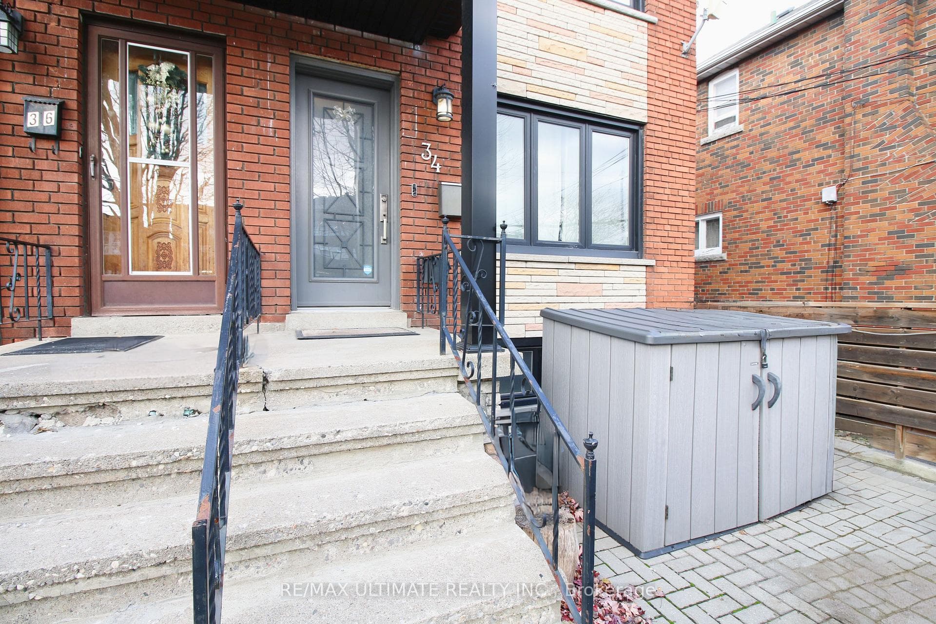 34 Brandon Avenue photo 3