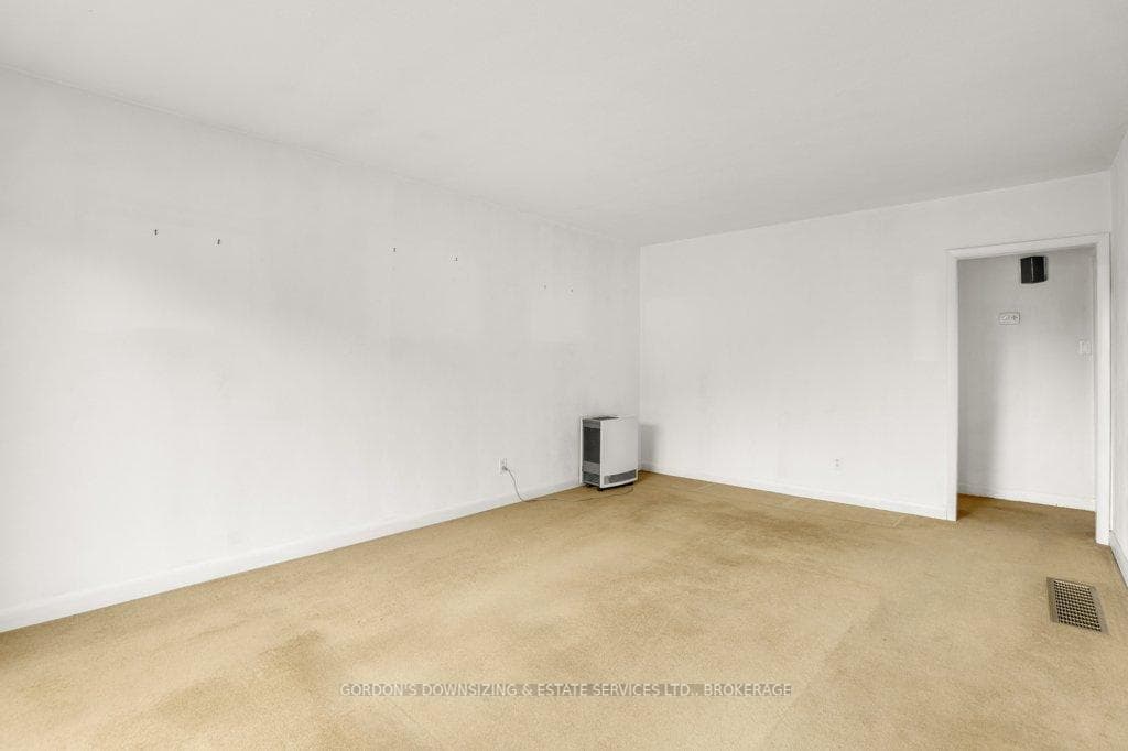 174 Carss Avenue photo 9