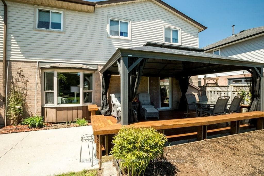 49 Dublin Drive photo 32