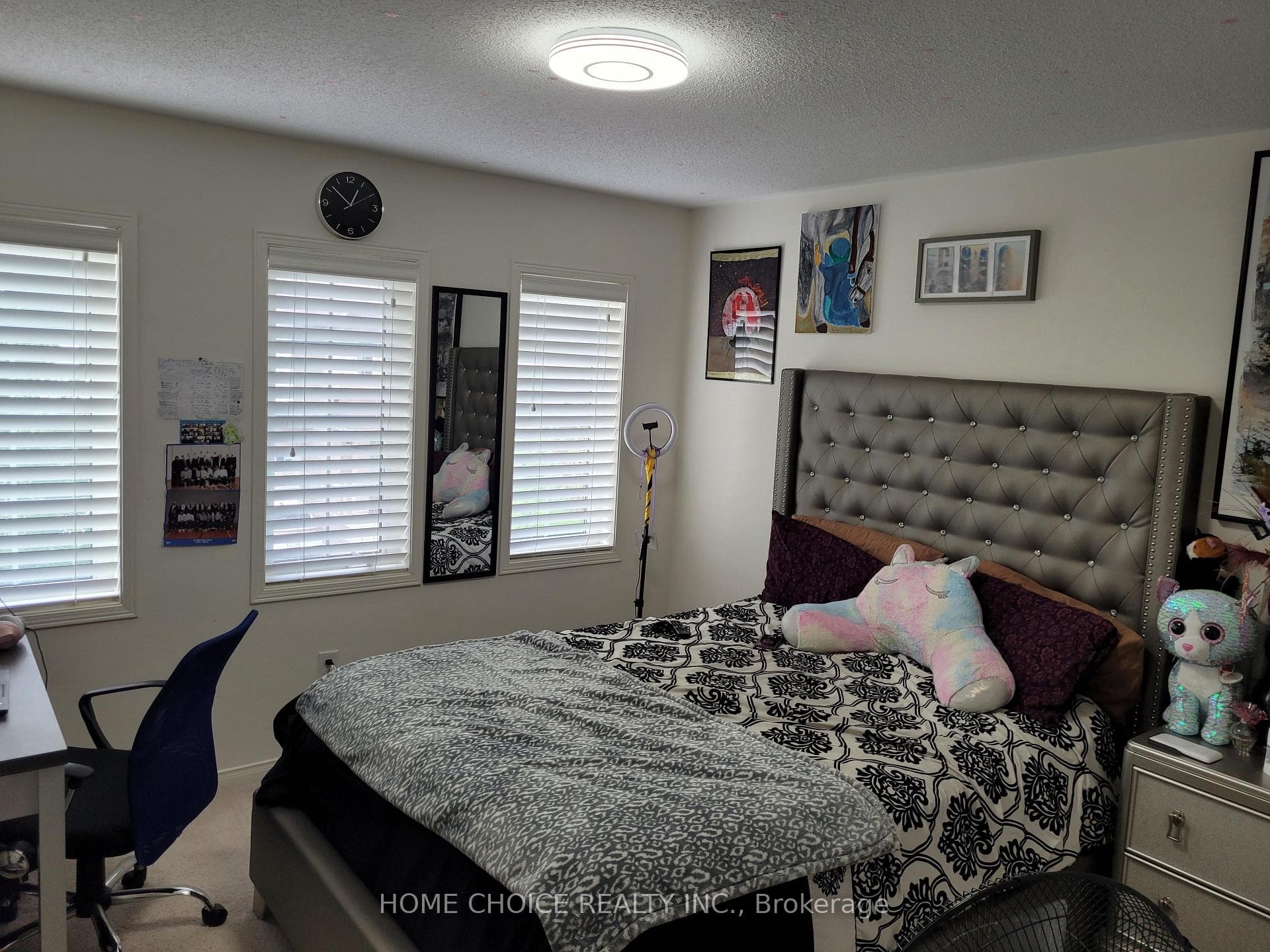 19 Headon Avenue photo 3