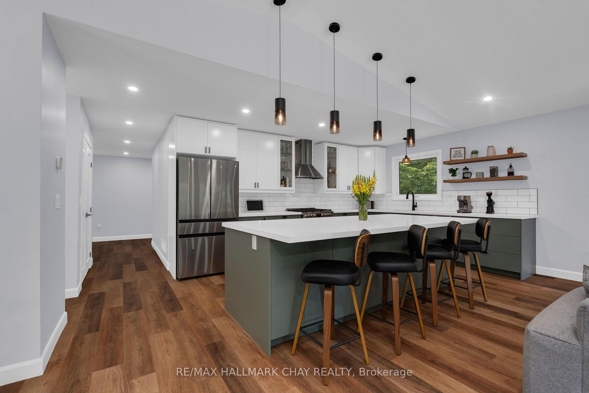 780 Marshall Road, Tiny