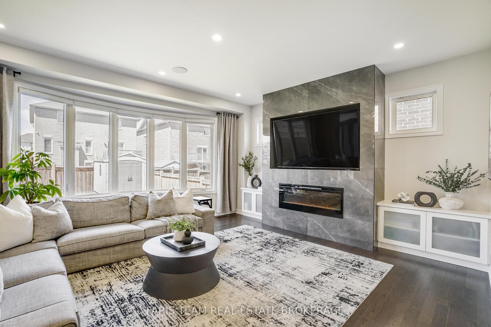 1428 Lawson Street photo 13