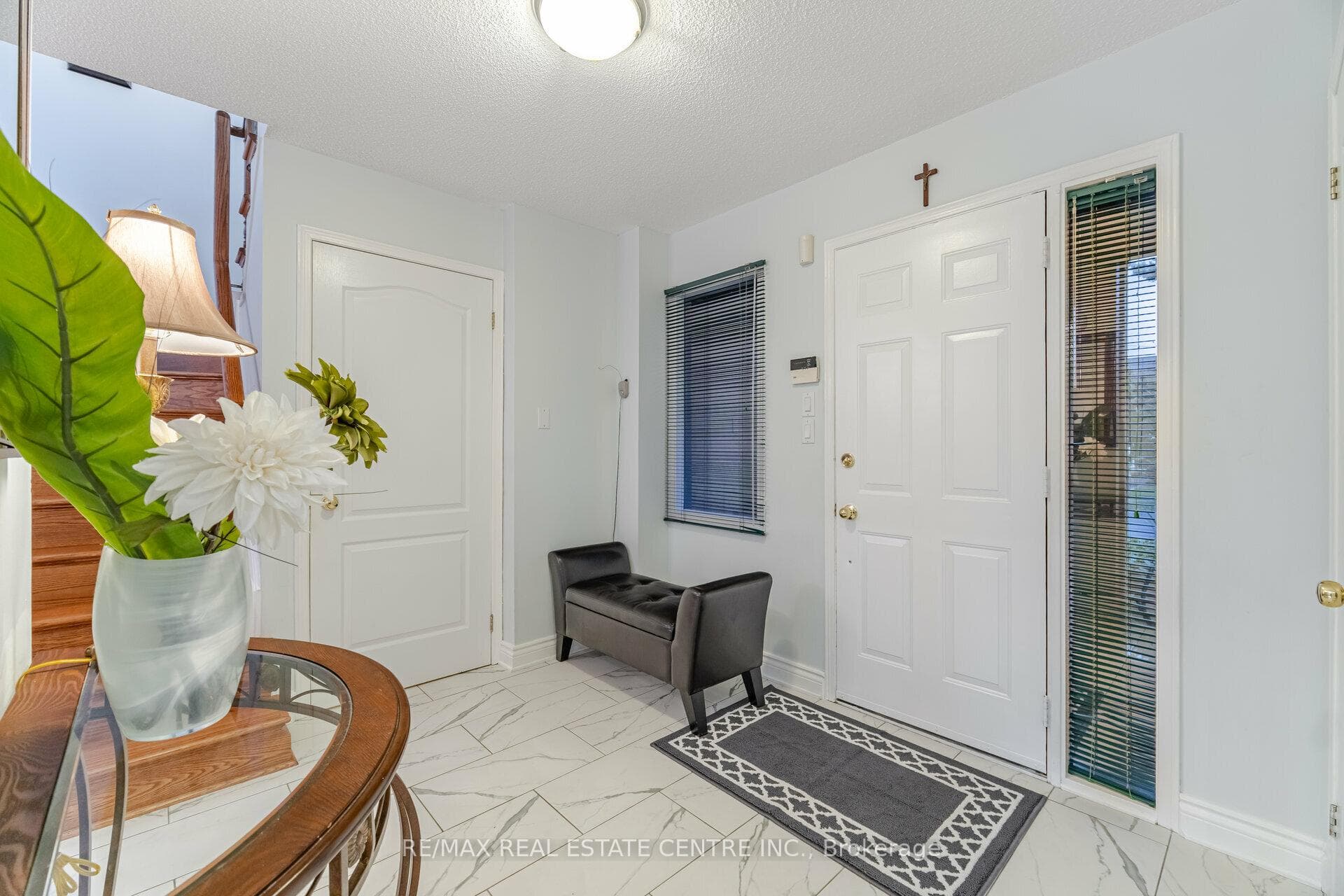 24 Acadian Heights photo 3