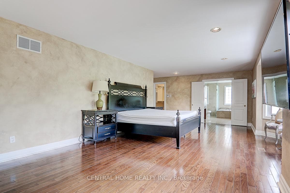 134 Bradgate Drive photo 19