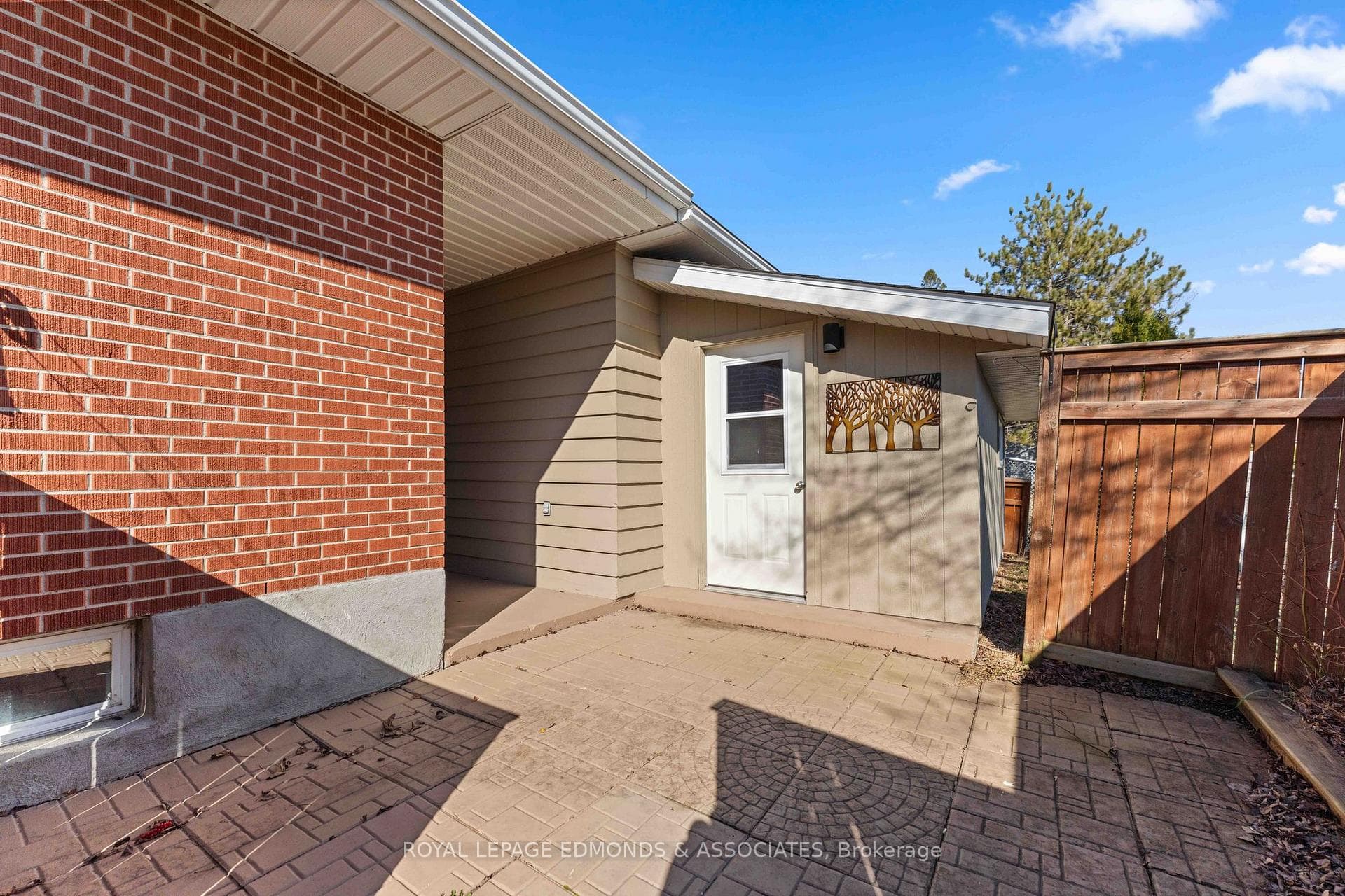 188 Laurier Avenue photo 41