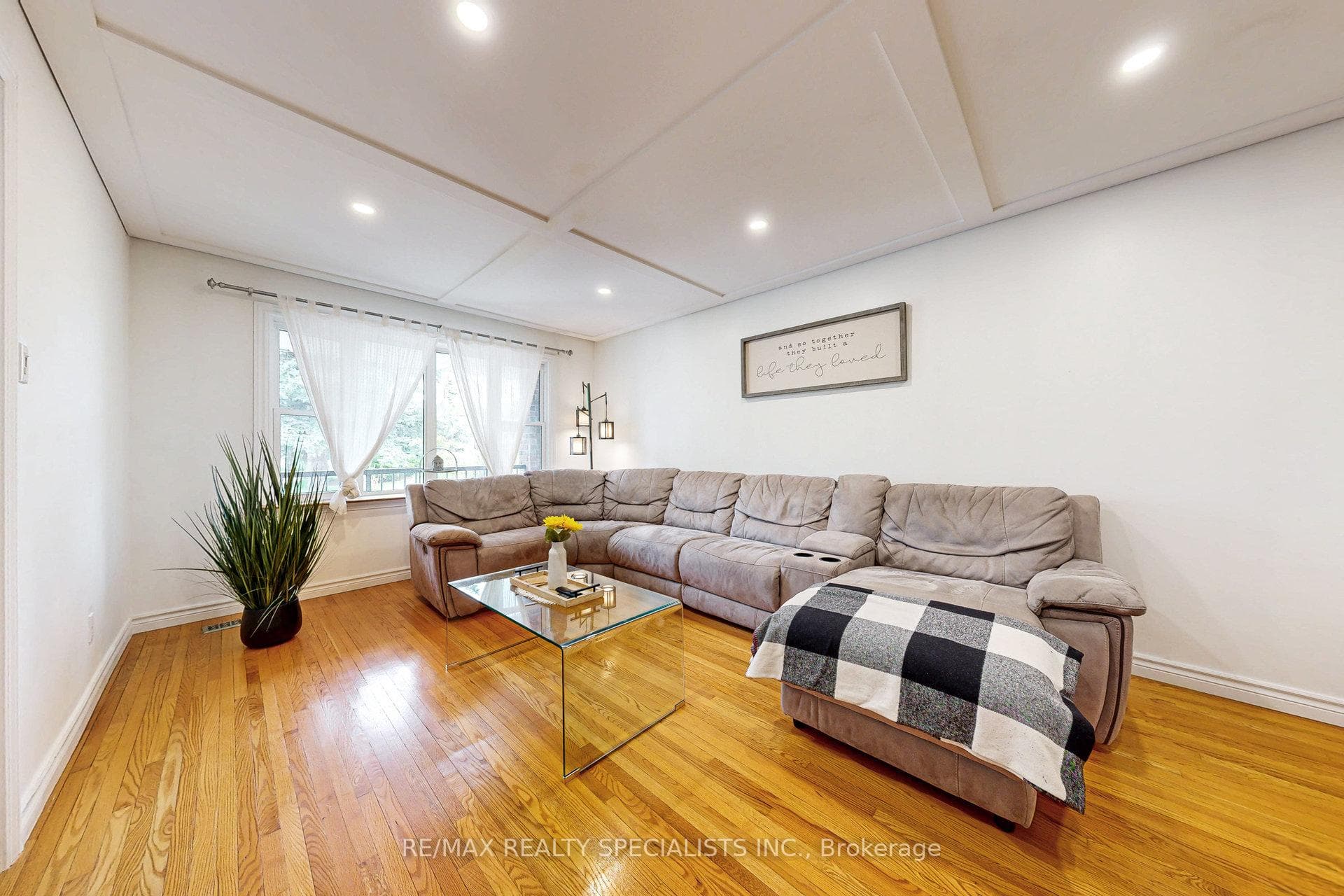 99 Pinnacle Drive photo 7