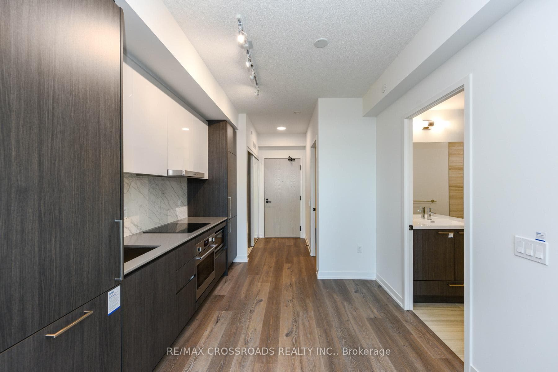 225 Commerce Street Unit 2003 photo 12