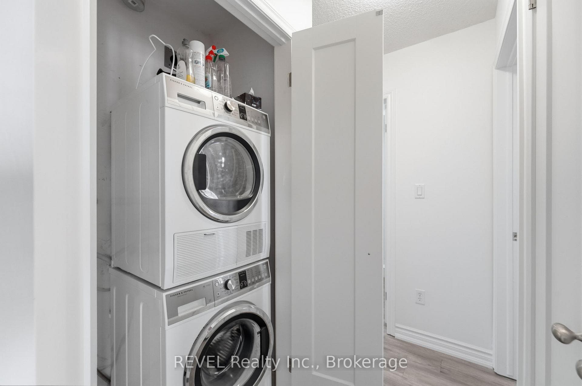 226 Vansickle Road Unit 10 photo 23