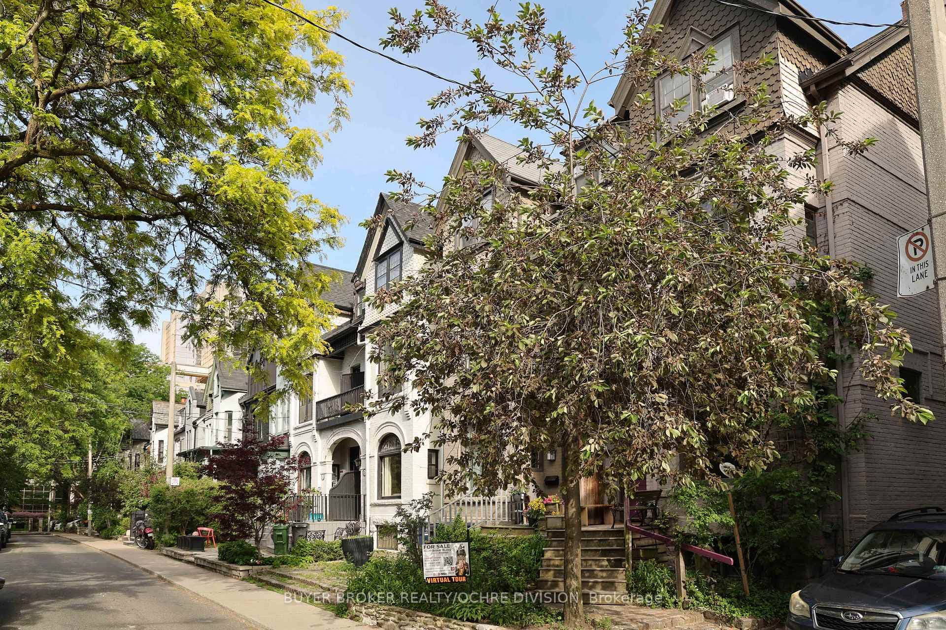 Collier St. south/east cul-de-sac