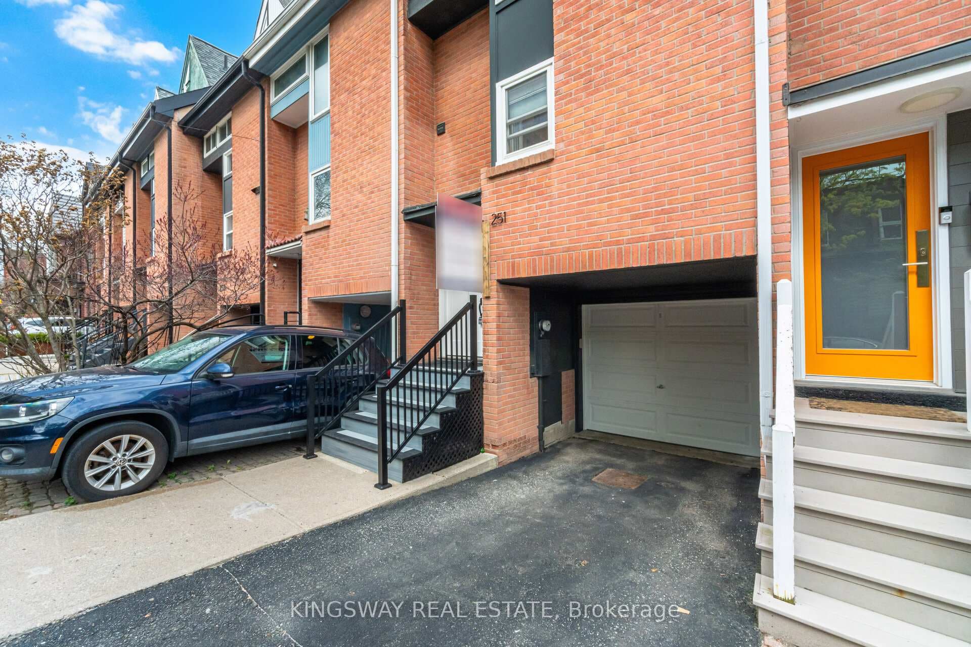 251 Ontario Street photo 3