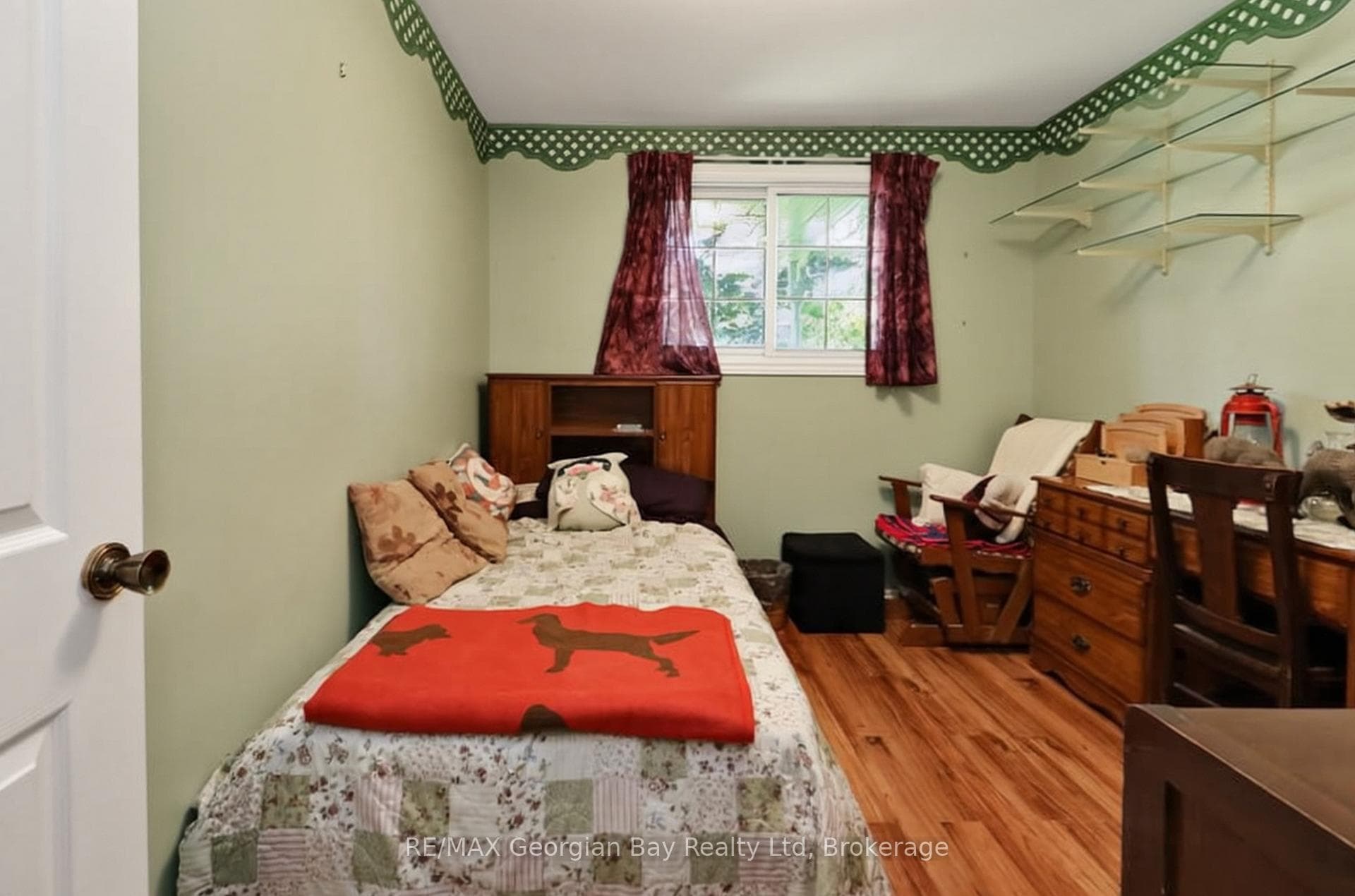 511 Camilla Street photo 15