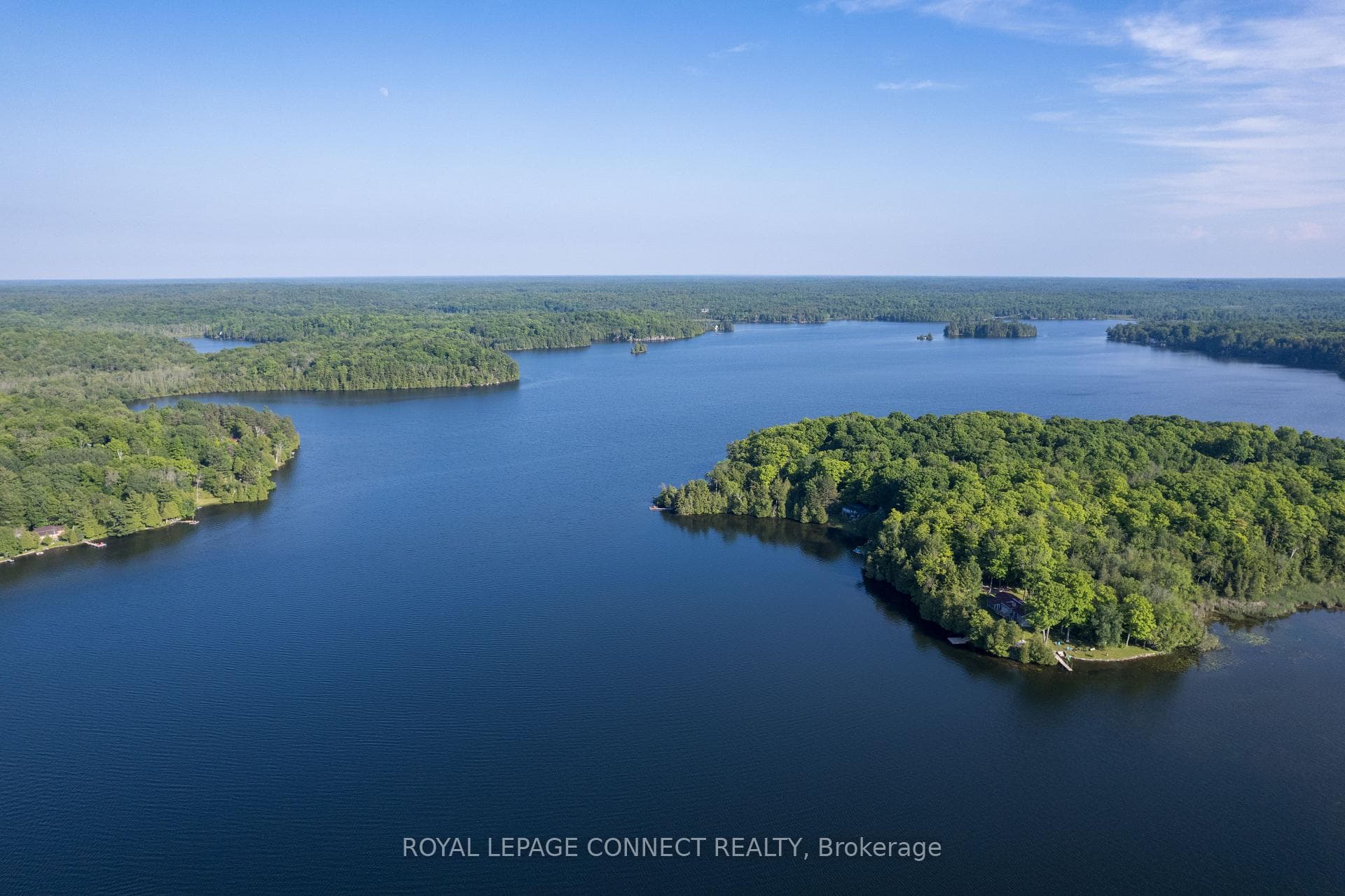 1049 Johnston Road photo 1