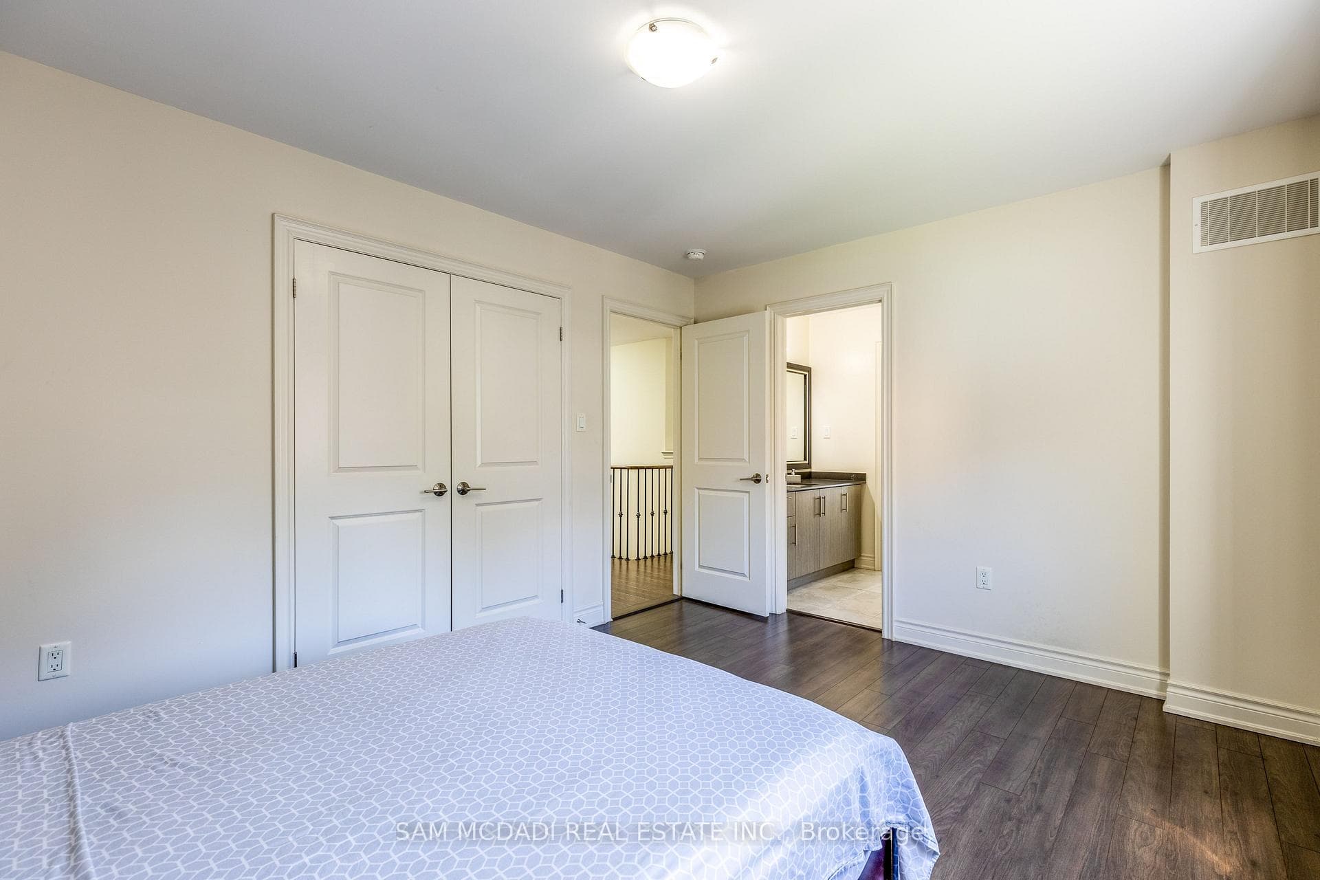 17 Mugford Crescent photo 30