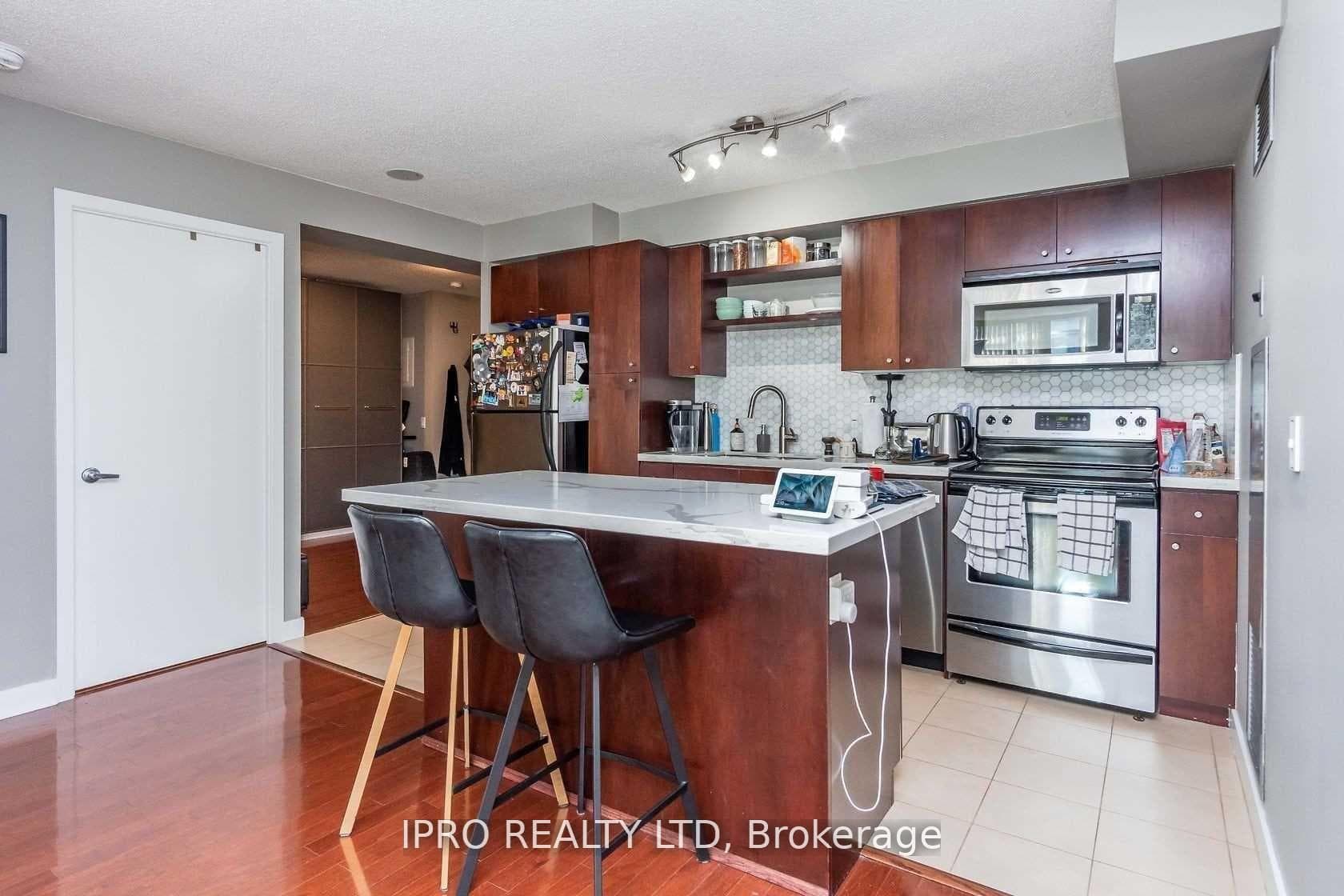 373 Front Street Unit 505 photo 9