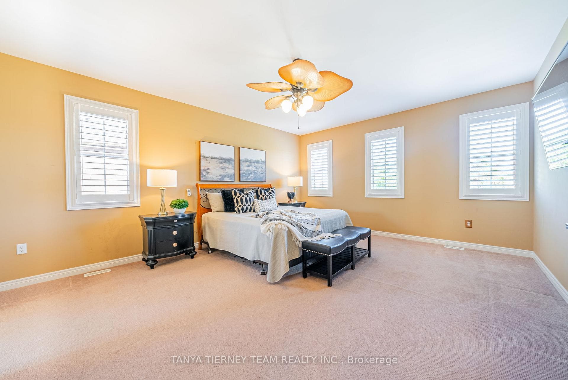 65 Bellhouse Place photo 18