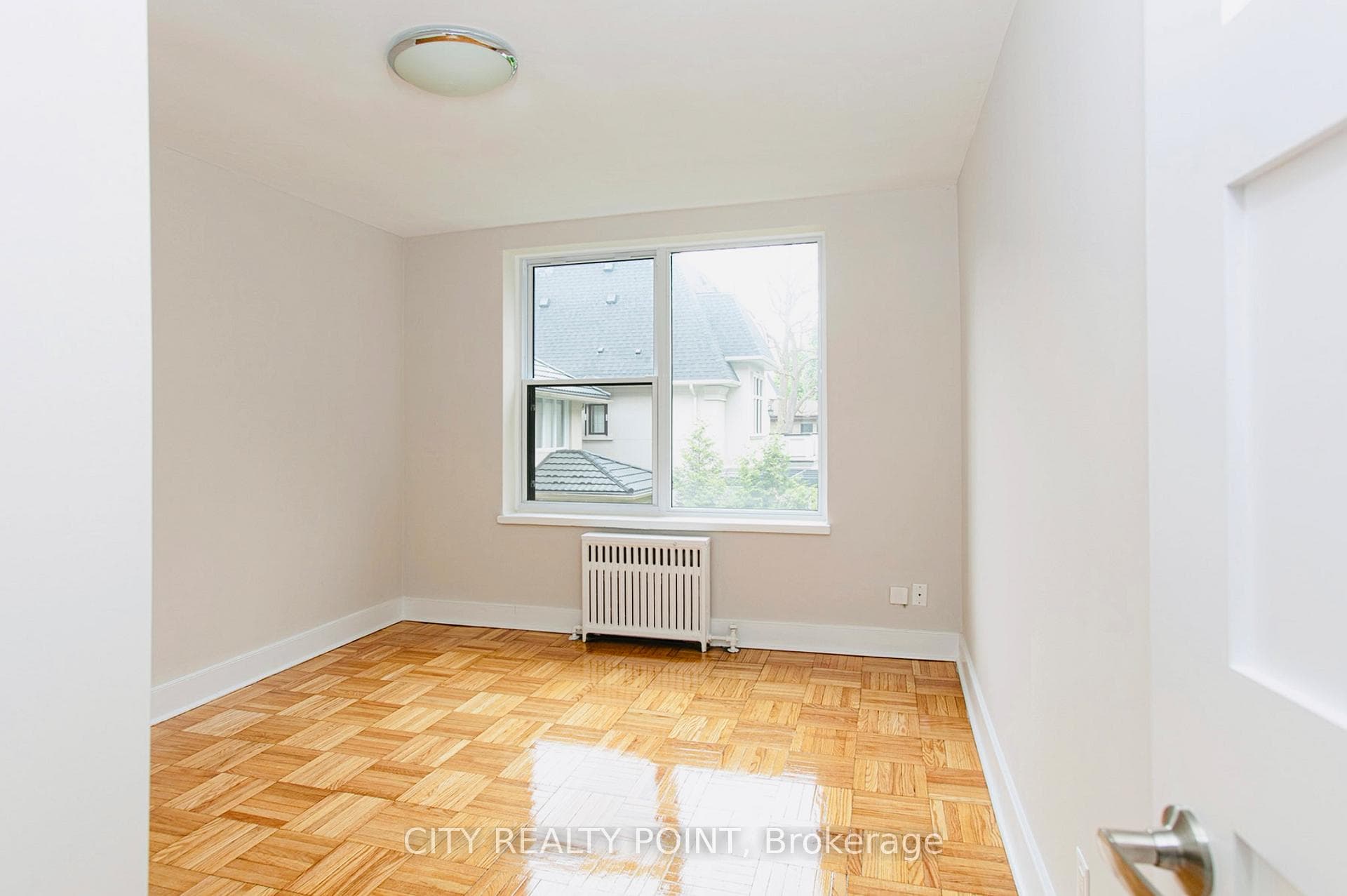 1545 Bathurst Street Unit 310 photo 8