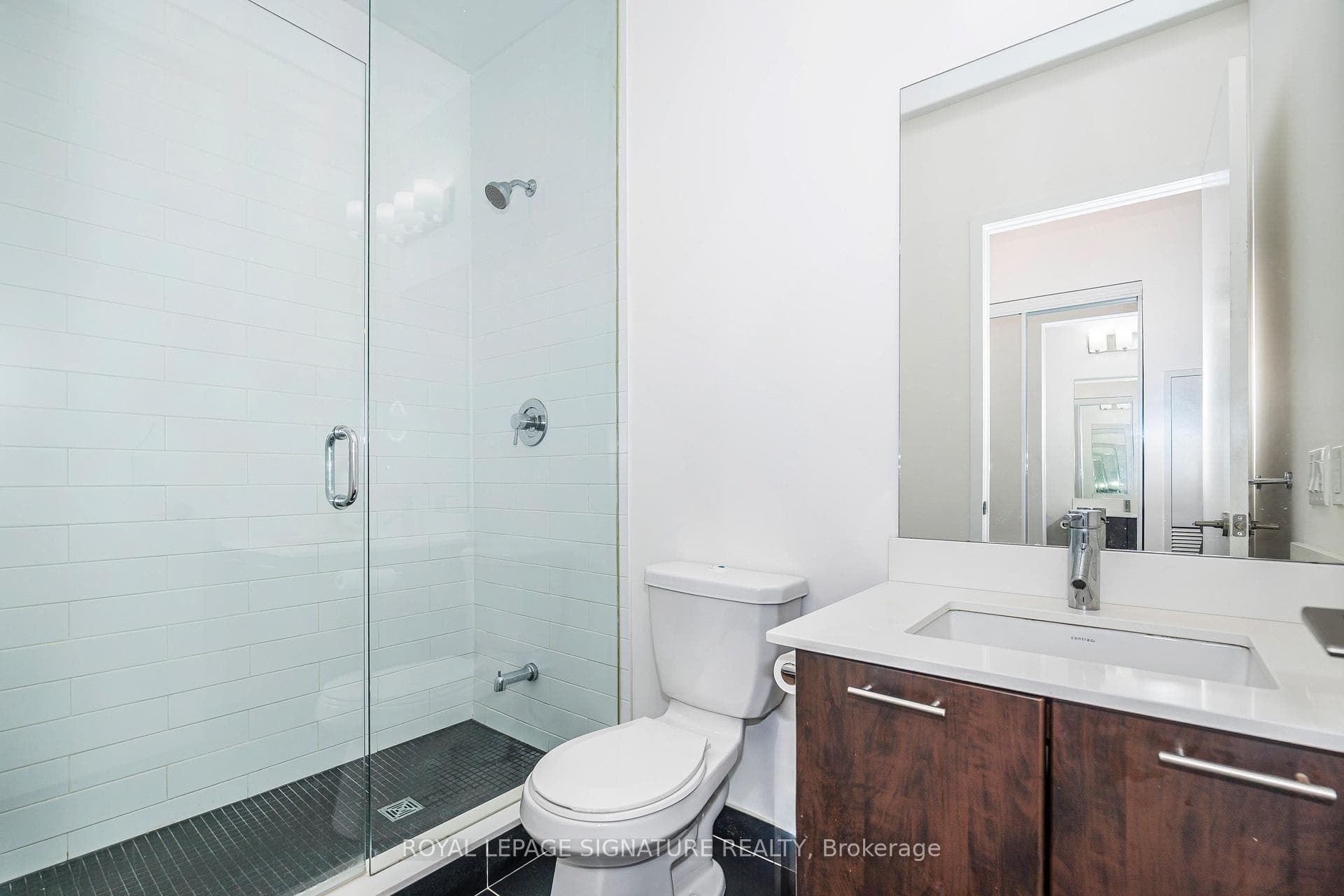20 Bruyeres Mews Unit TH05 photo 21