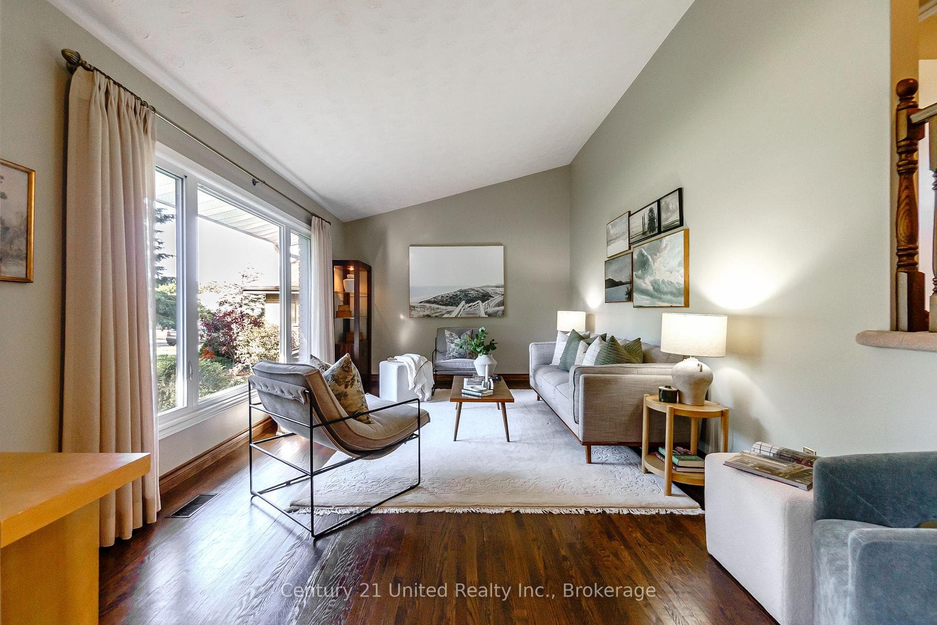 963 Ellesmere Avenue photo 11