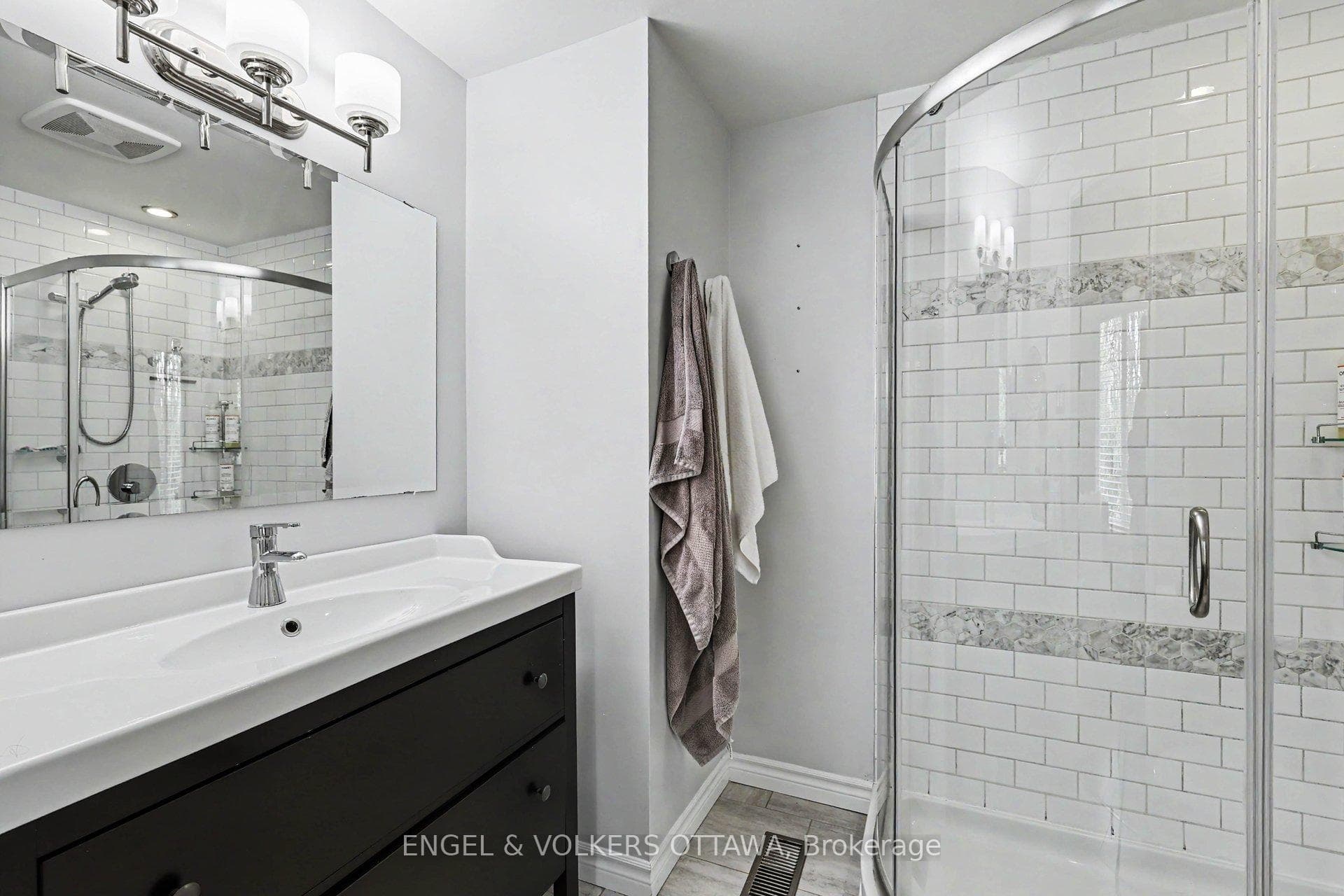 176 Sanford Avenue photo 24