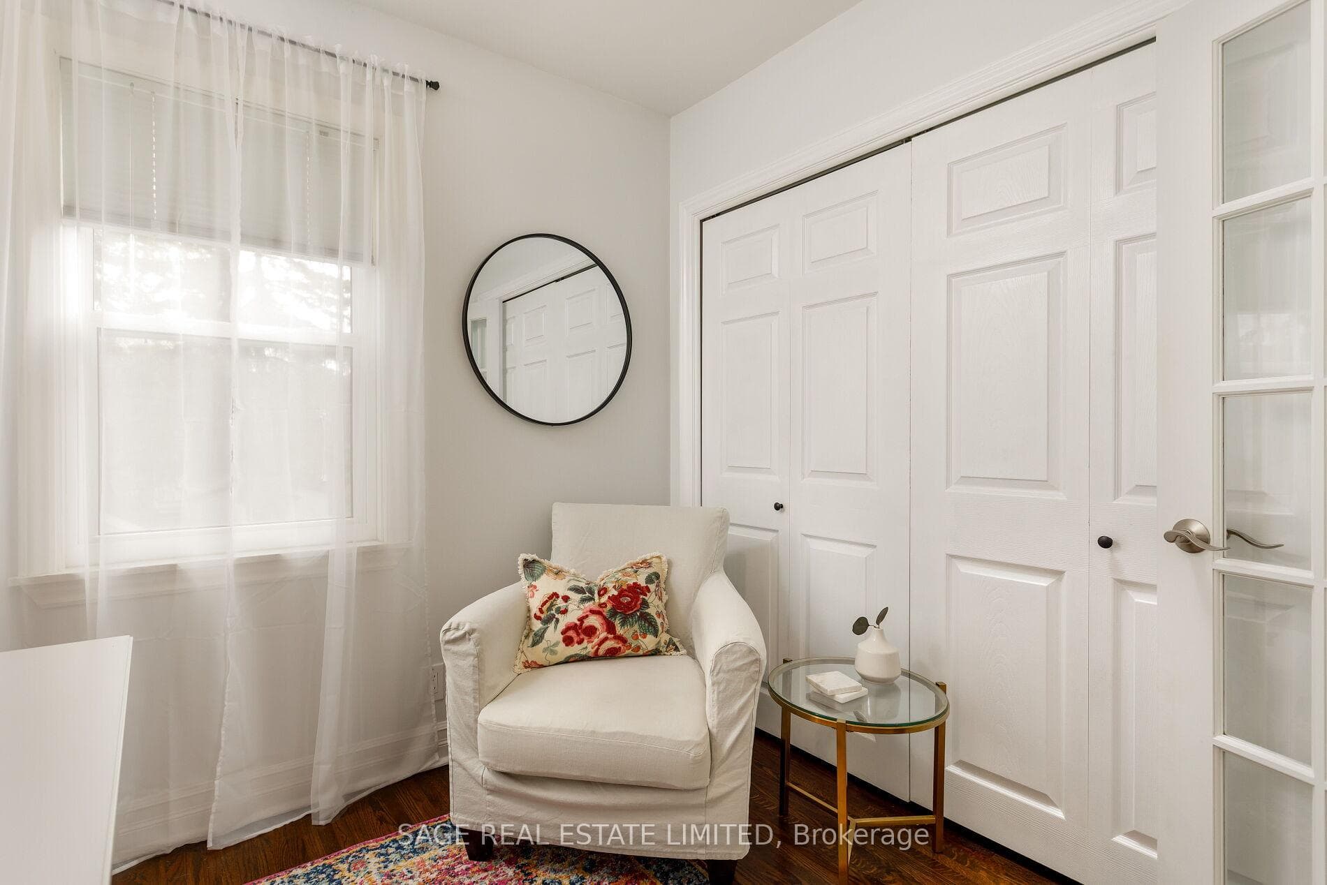 573 Sammon Avenue photo 34