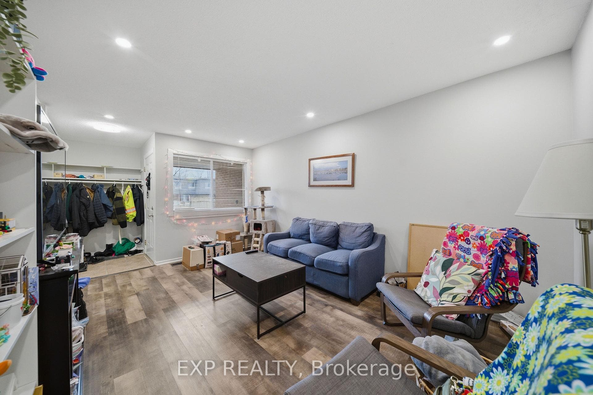 1675 Heatherington Road Unit 11 photo 5