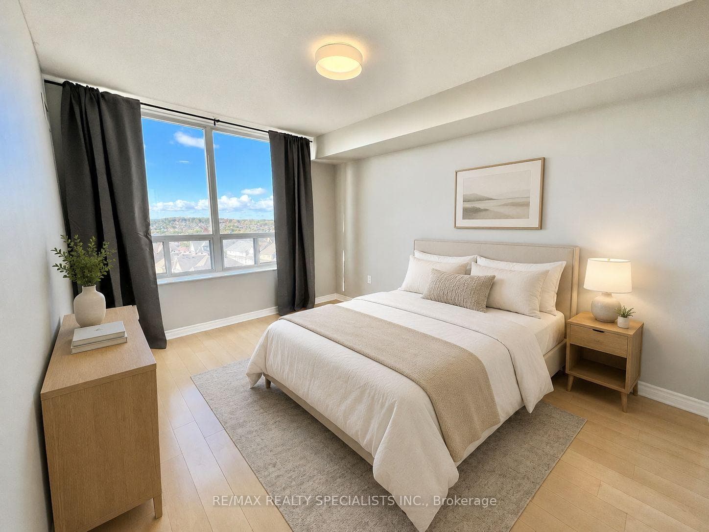 55 Strathaven Drive Unit 707 photo 4