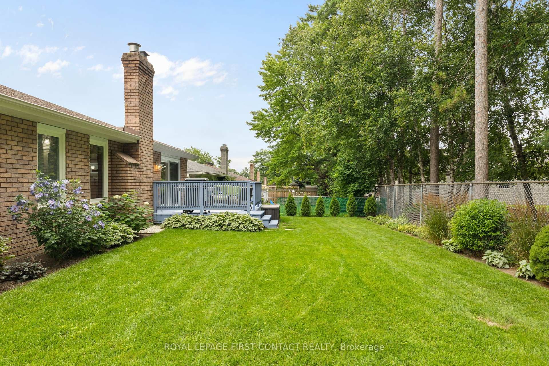 210 Anne Street photo 30