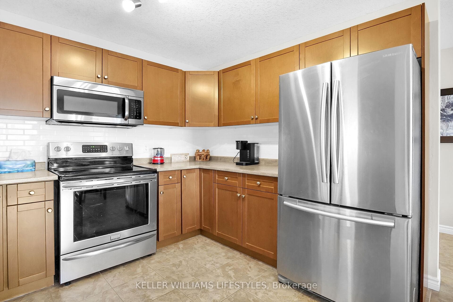 1517 Green Gables Road photo 15