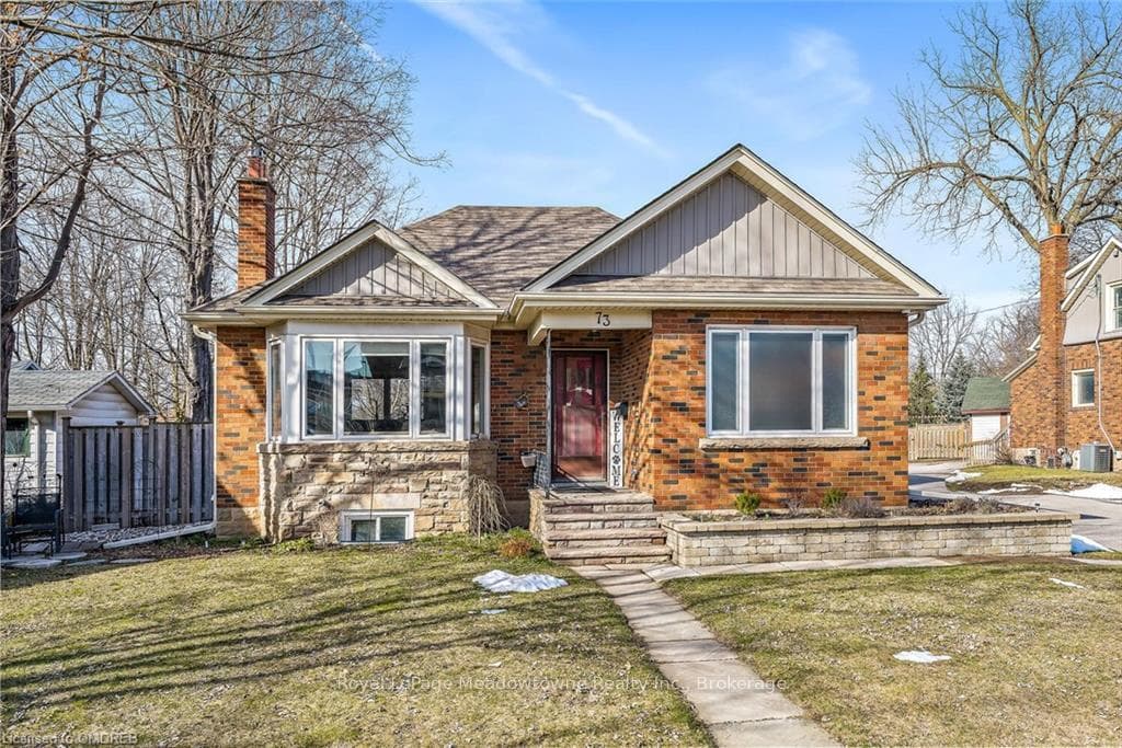 73 GUELPH Street photo 3