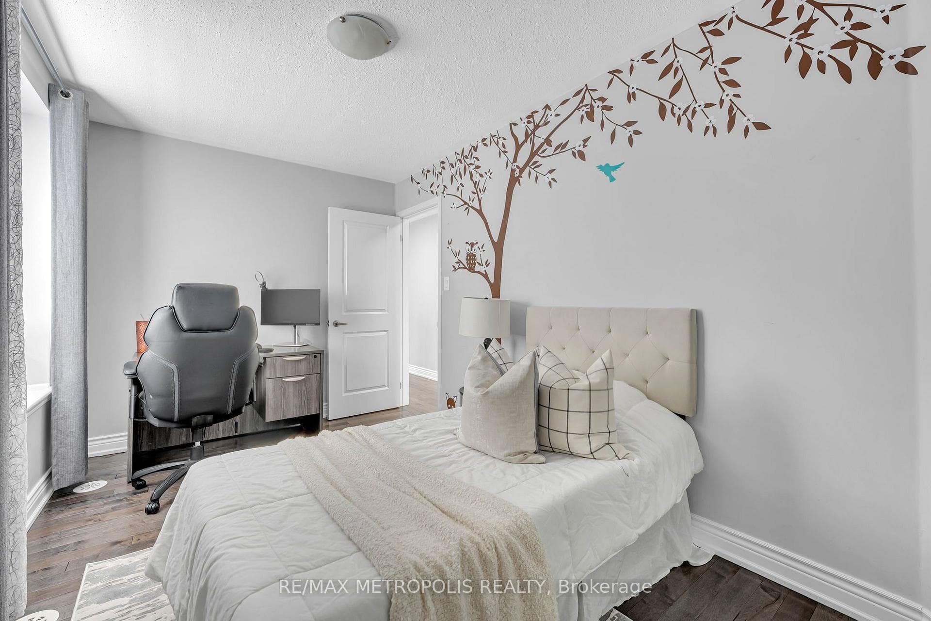12 AFFLECK Road photo 32